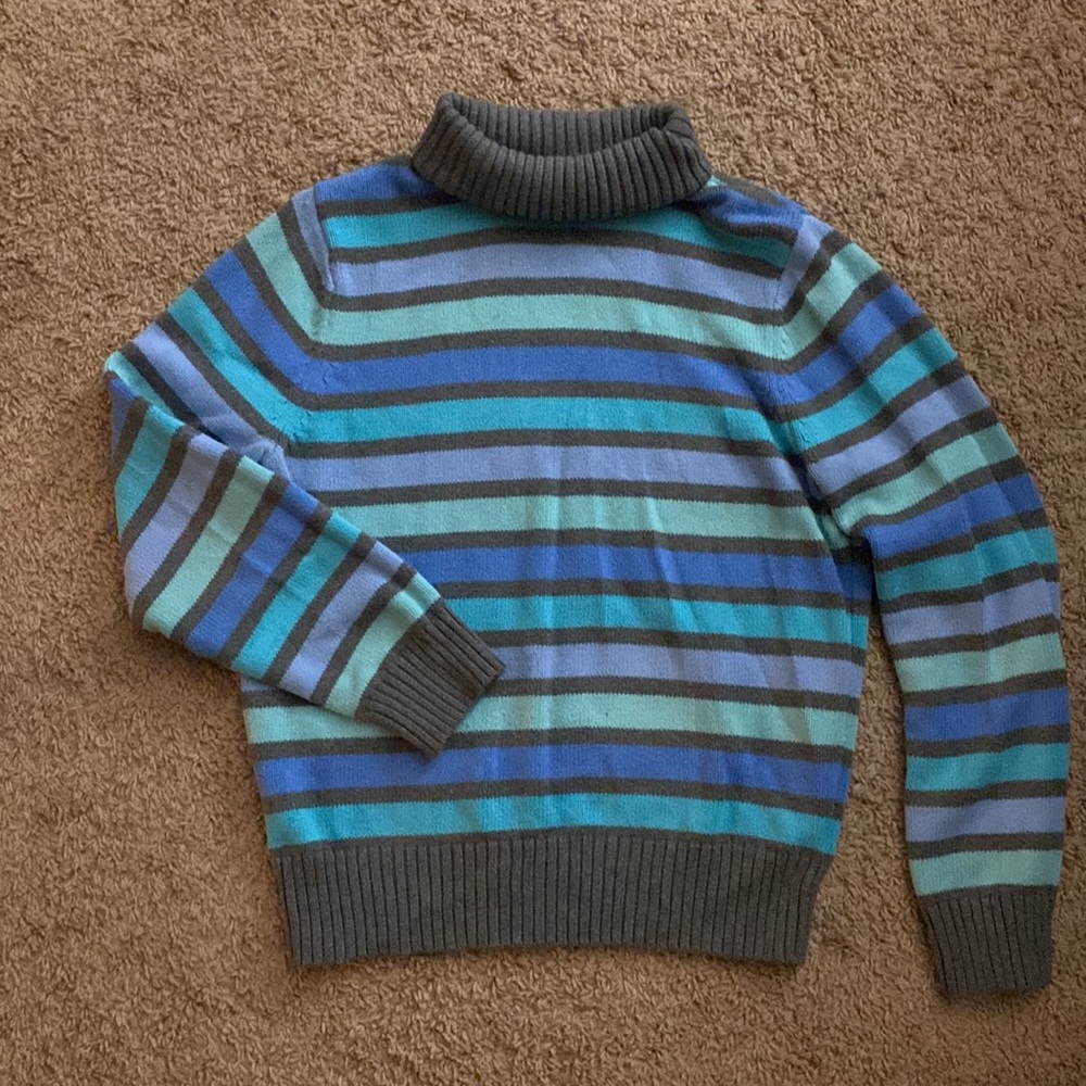 turtle neck sweater